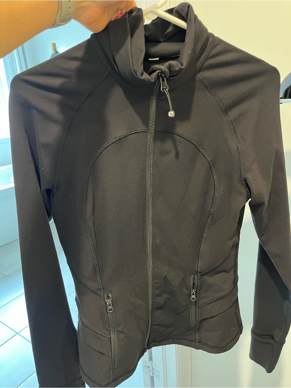 Women's lululemon Black Zip-Up Jacket - Sleek Active Layer